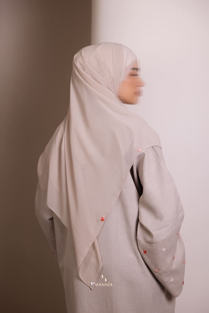 Linen Heart Closed Abaya
